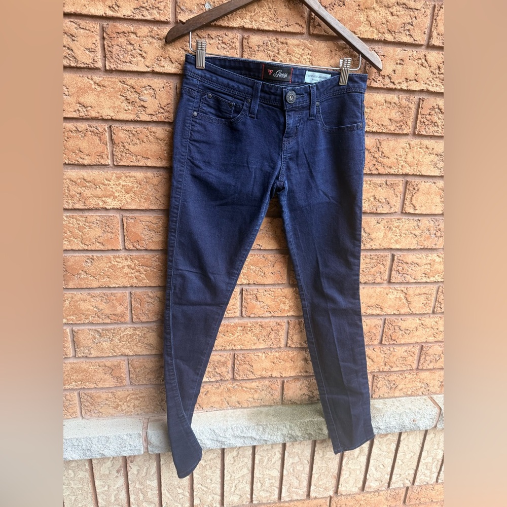 Guess Modern Fit Maxine Low Rise Jeggings‎
